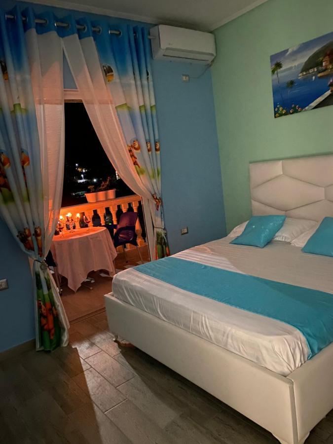 Vila Sinani Sarandë Exterior foto